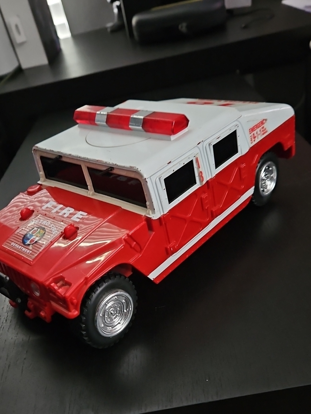 Vintage TONKA 1999 Fire Rescue Humvee - Picture 7 of 8